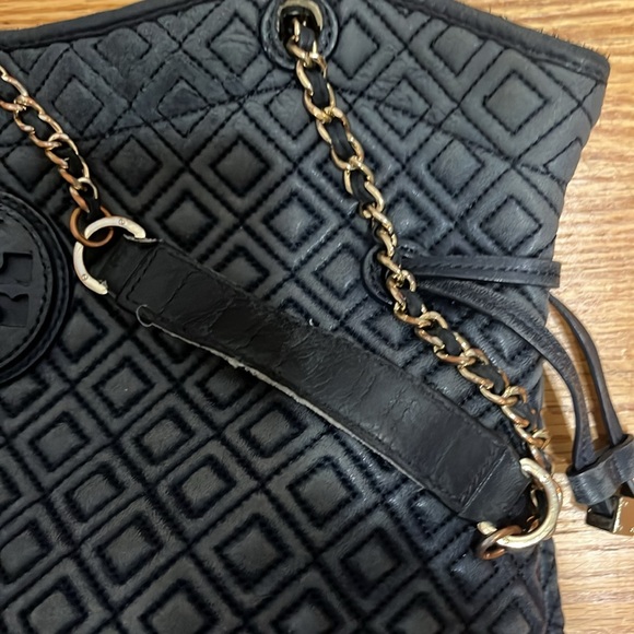 Tory Burch Marion Quilted Shoulder Bag Navy - Picture 7 of 17